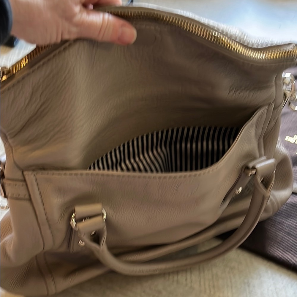 Kate Spade Tan Bag with handles and removable shoulder strap - Picture 3 of 6